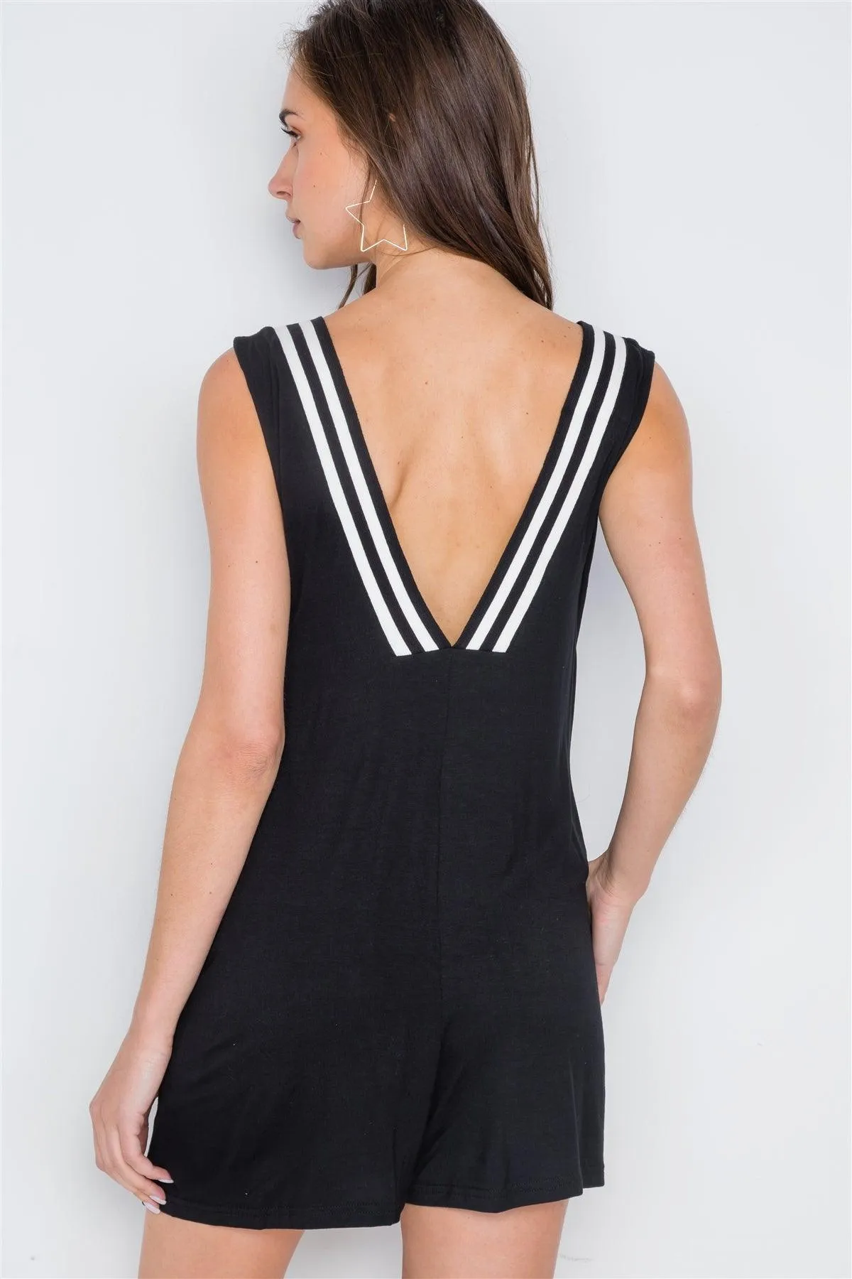 Black Contrast V-Neck Loose Fit Romper /2-2-2