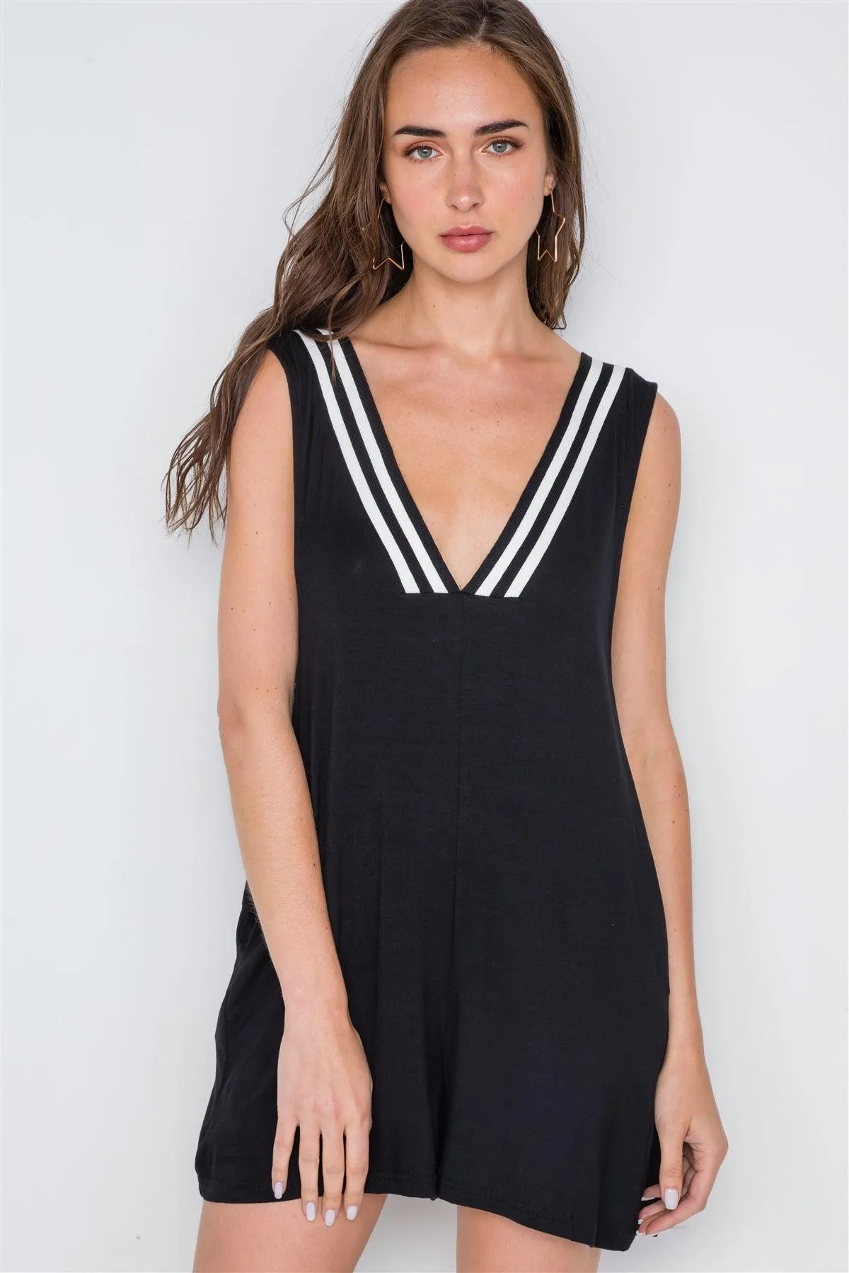 Black Contrast V-Neck Loose Fit Romper /2-2-2