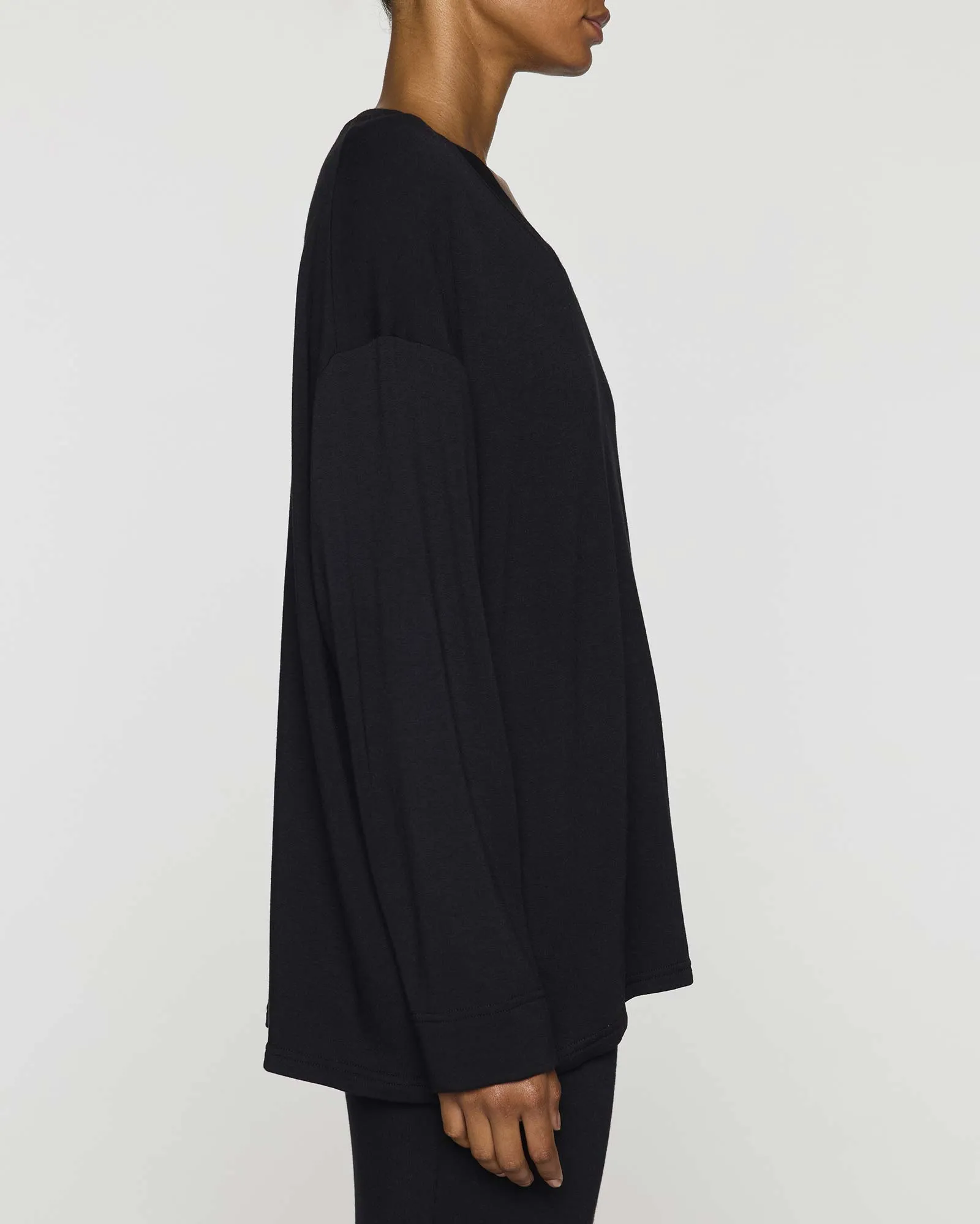 Capsule Oversized V-Neck