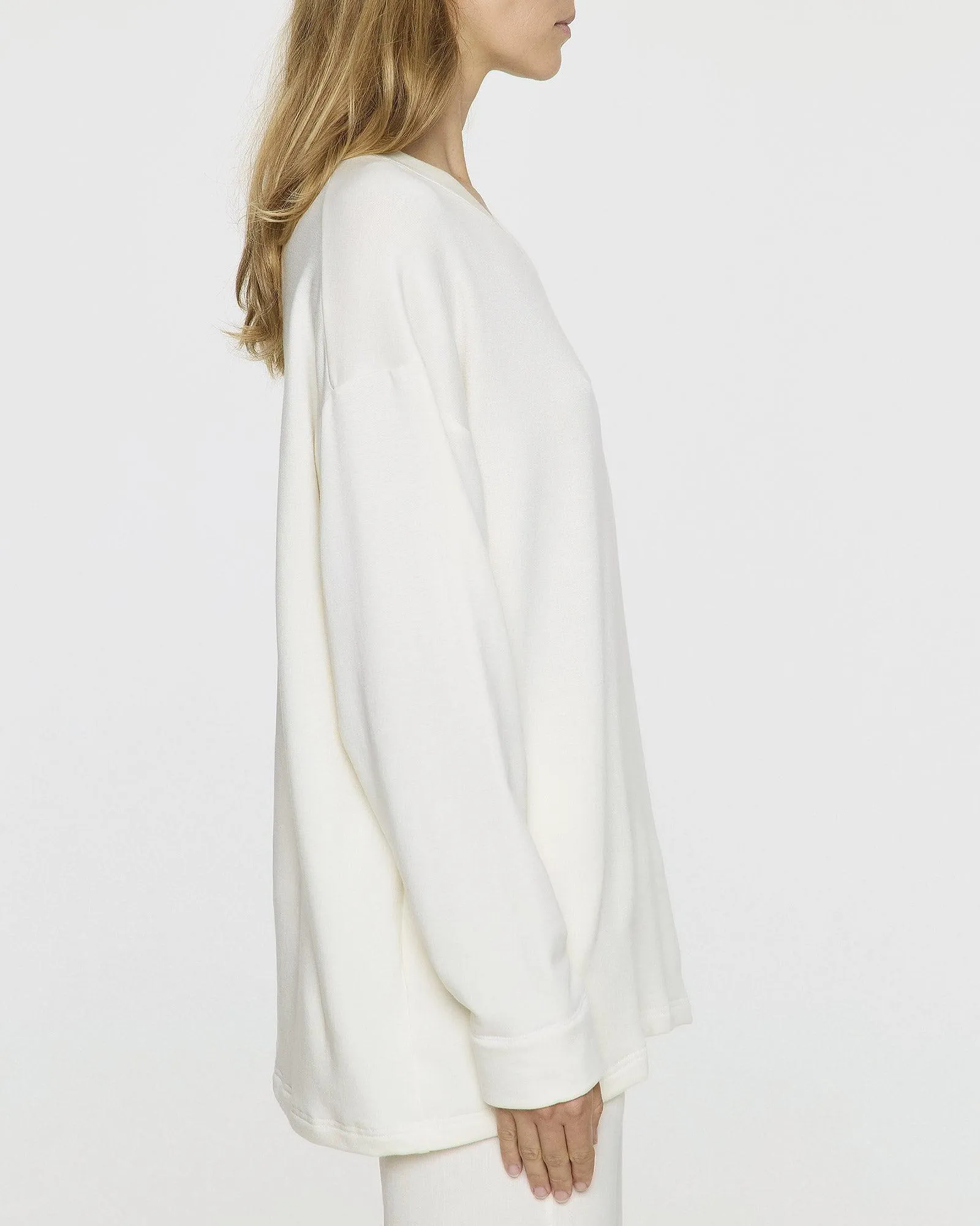 Capsule Oversized V-Neck