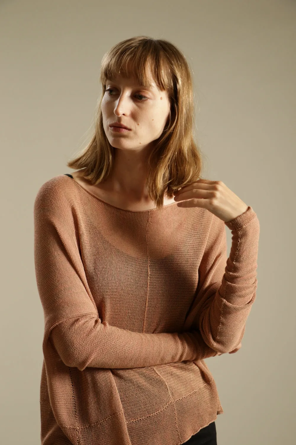 Dusty Salmon Oversize Bamboo knitted shirt with Long Sleeves