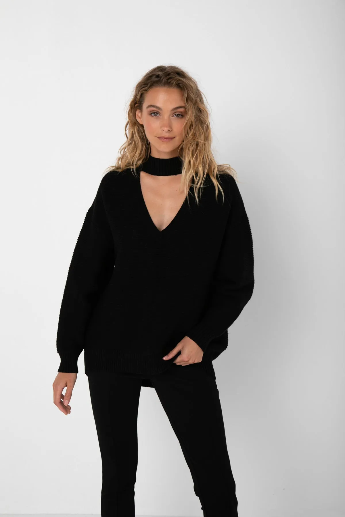 Frida black knit