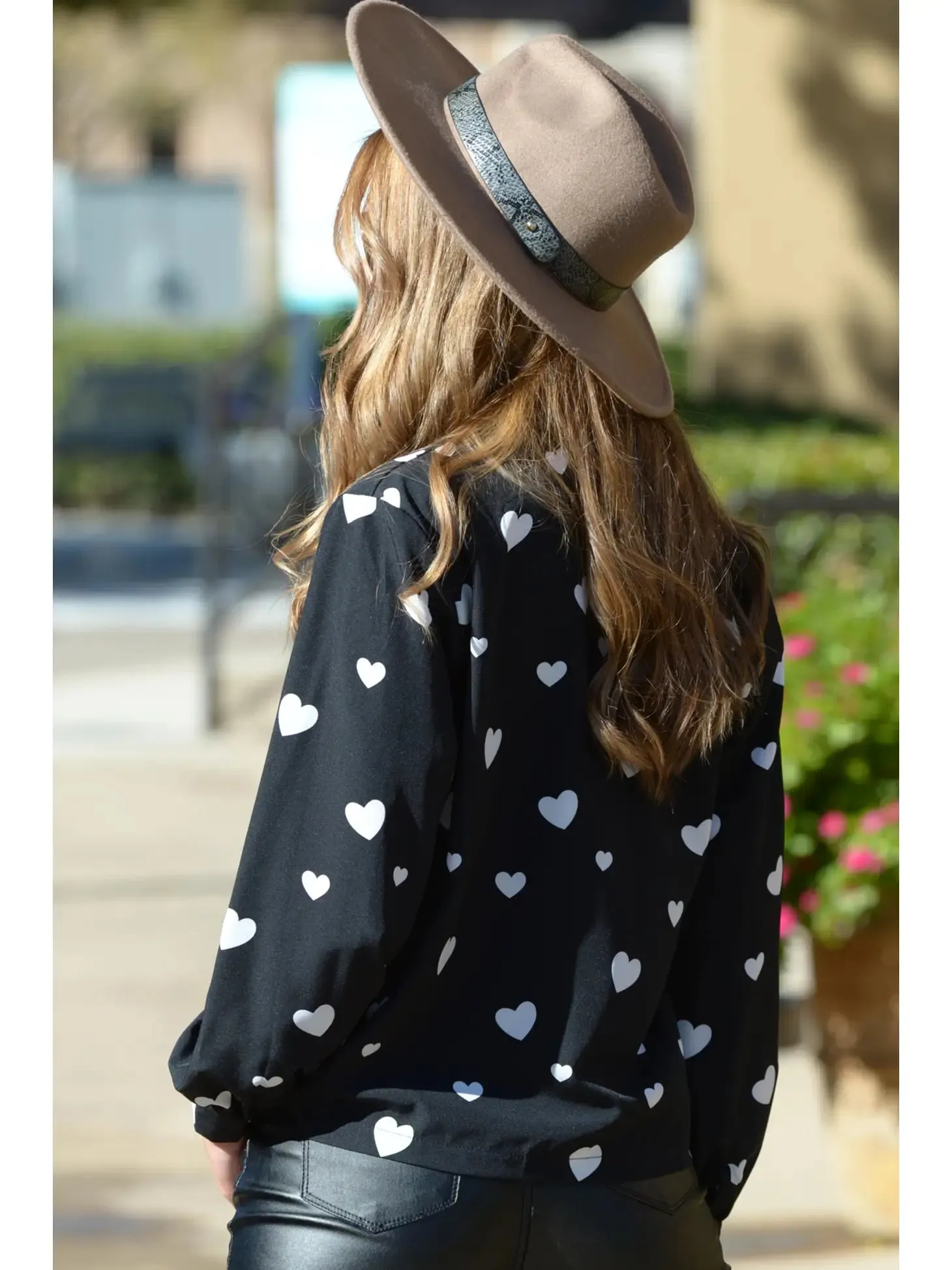 Heart Print Black Long-sleeved Woven Shirt