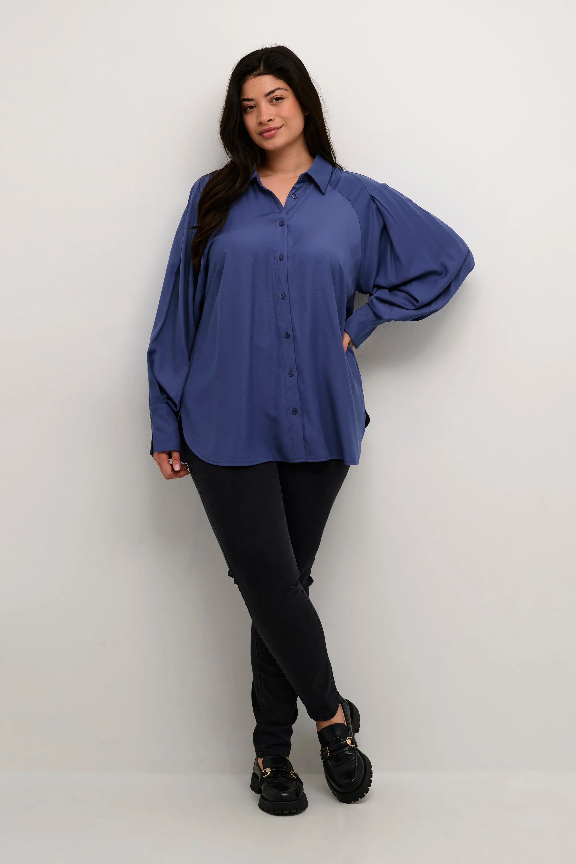 Kaffe Curve Leanna Shirt in Indigo