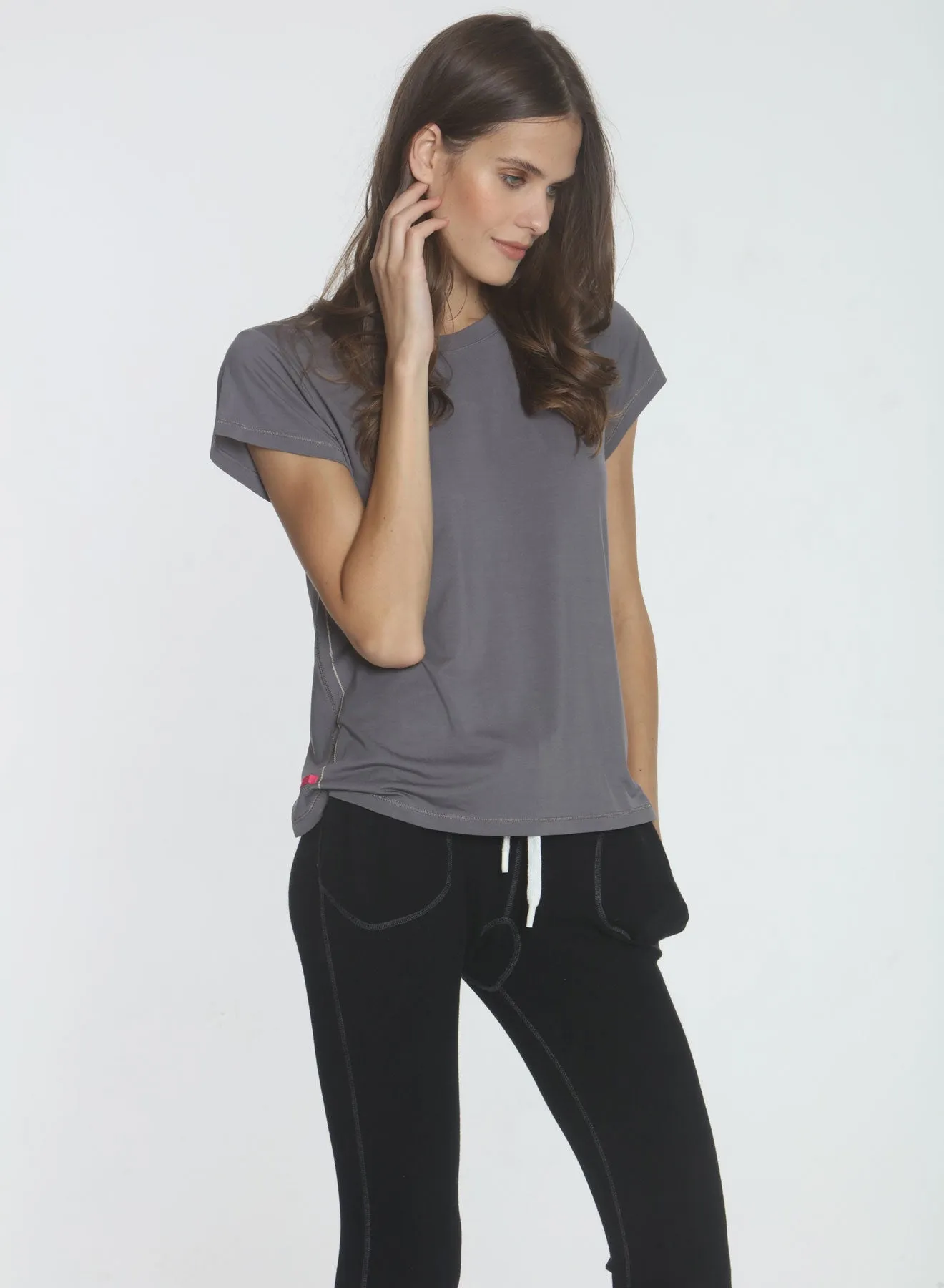 Kate Classic Crew - Deep Taupe