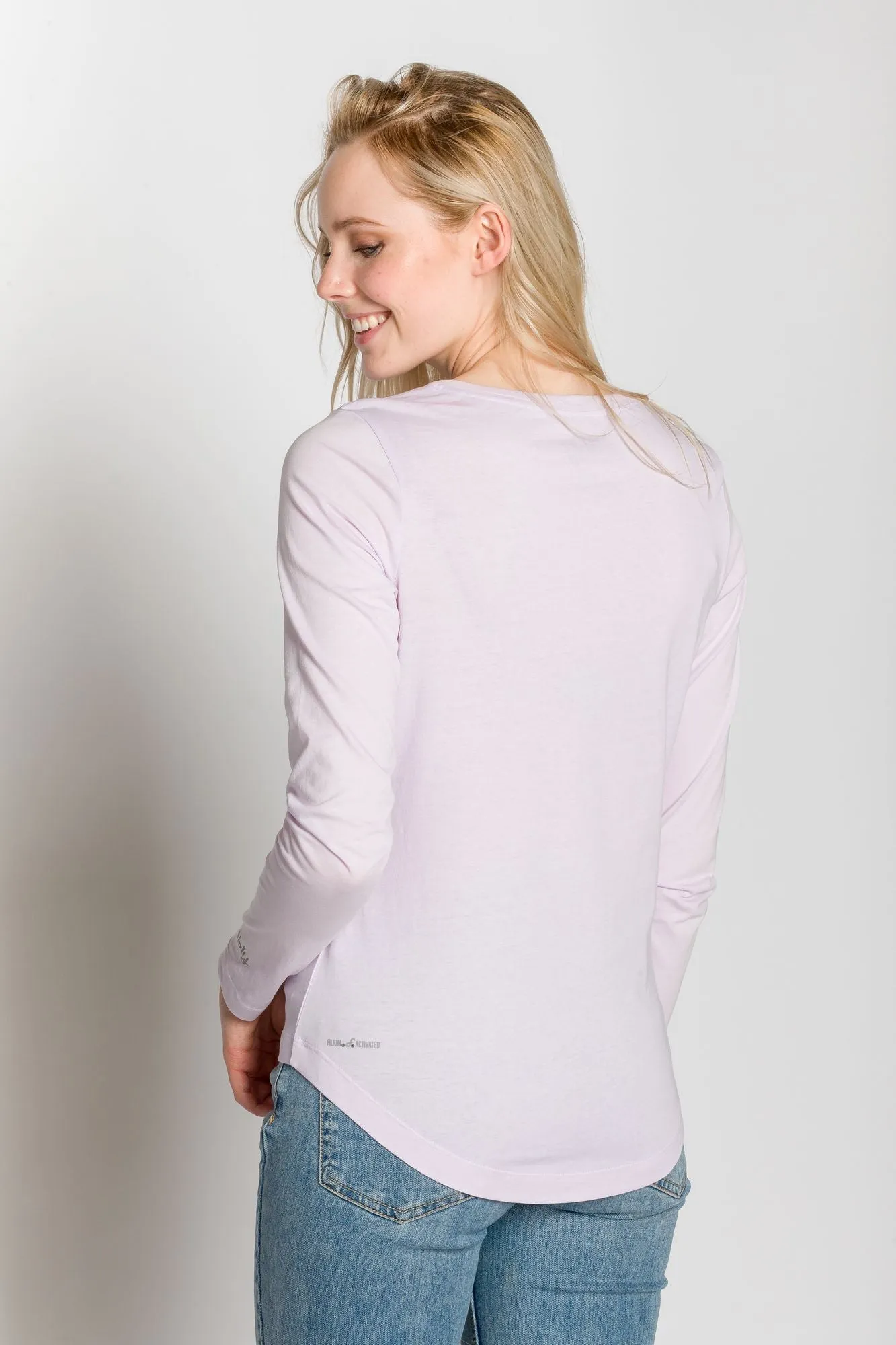 Pamela | Women's Long Sleeve Crew Neck