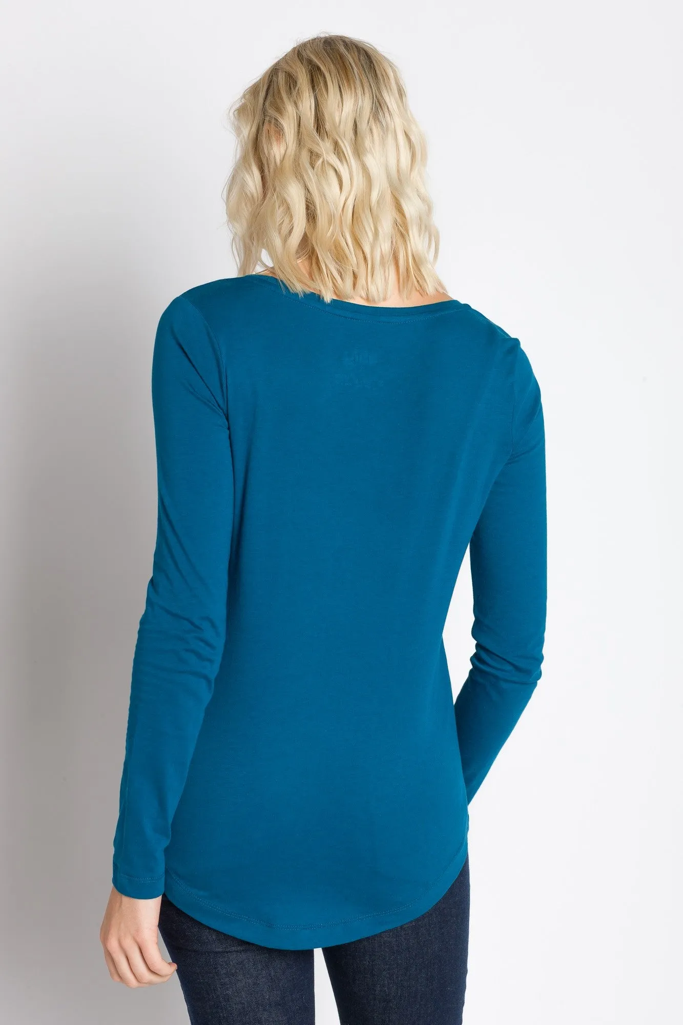 Pamela | Women's Long Sleeve Crew Neck