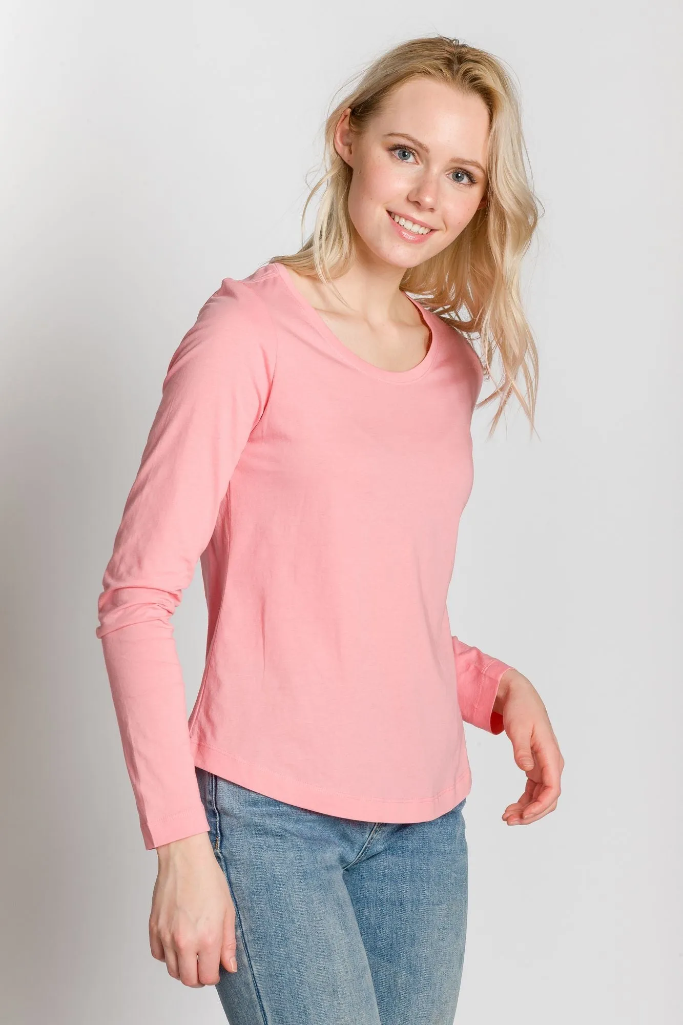 Pamela | Women's Long Sleeve Crew Neck