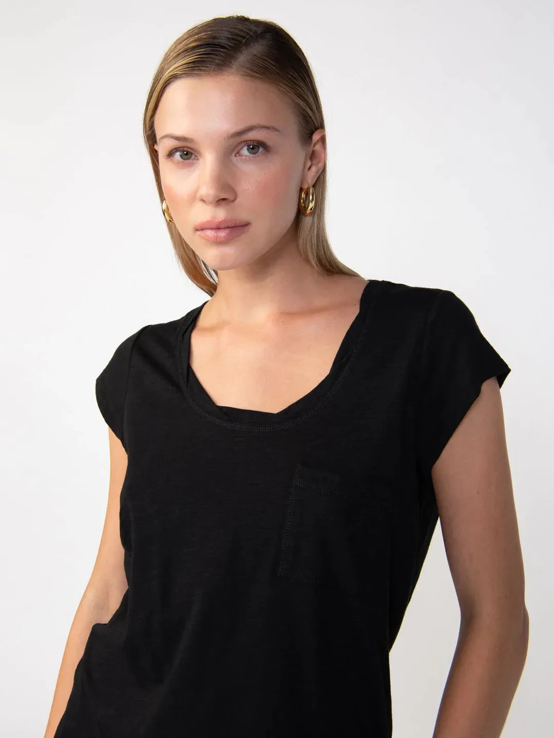 Traveler Twist Tee