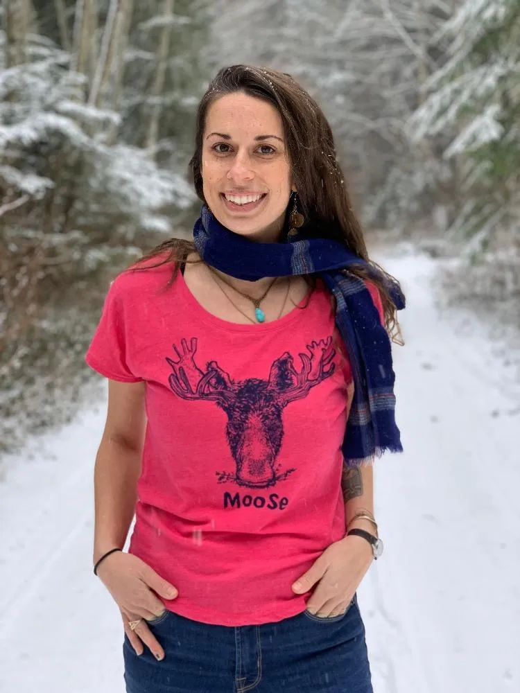 Women's Moose Relaxed Fit T Shirt