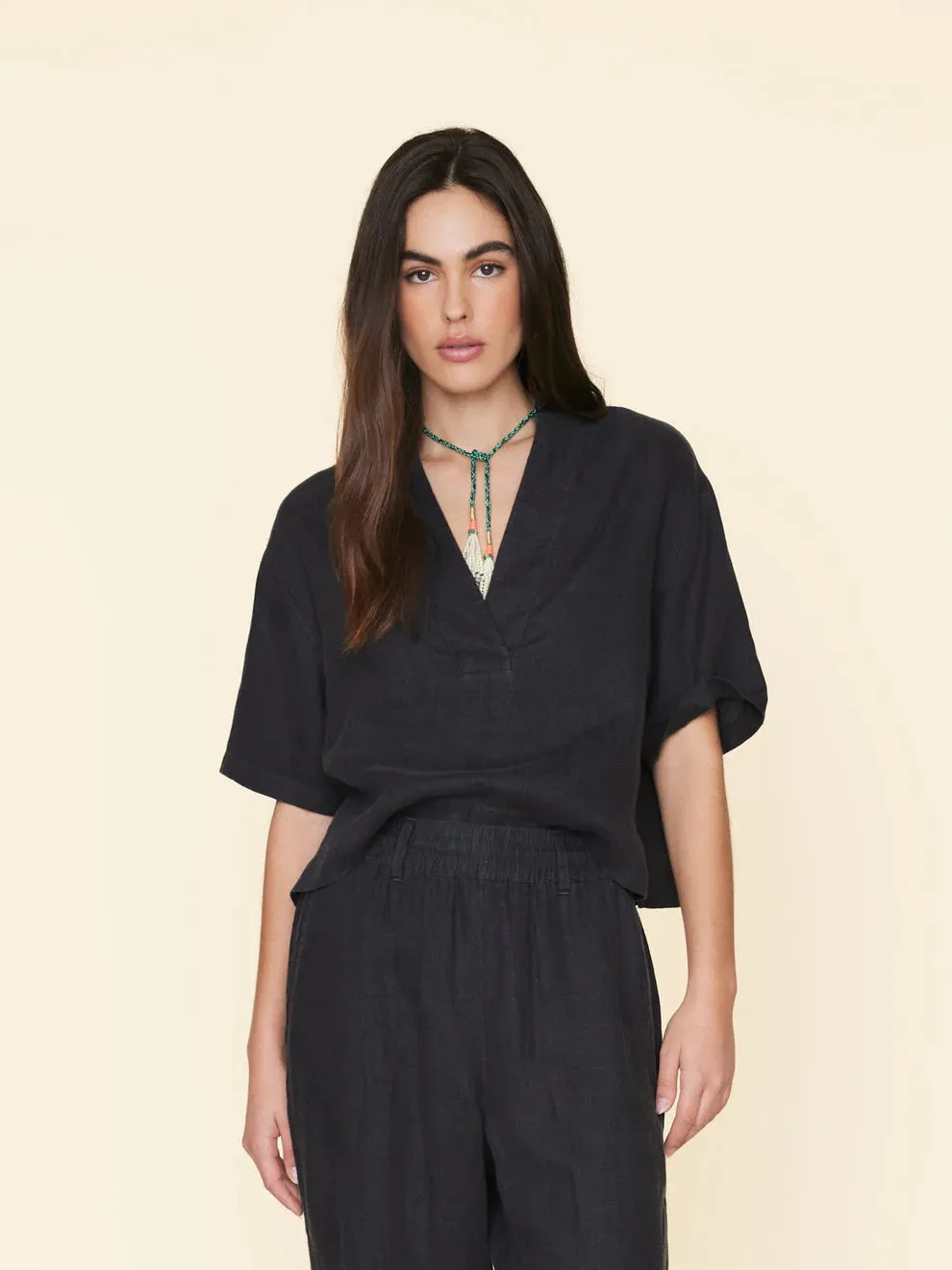 Xixlgl004 Xirena Black Linen Popover Top